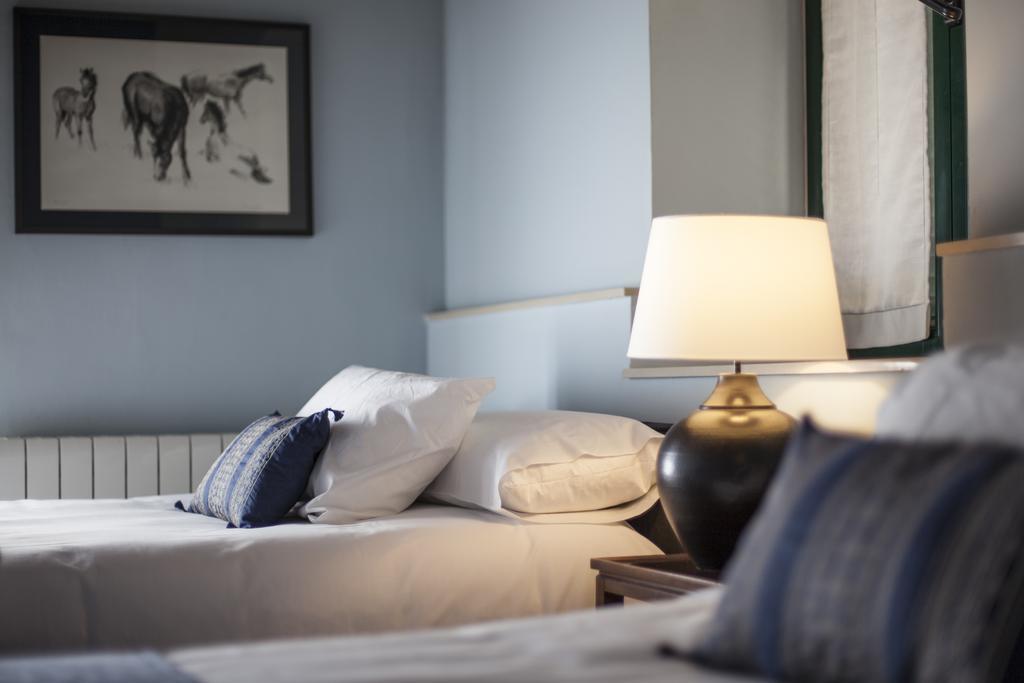 Tiana Can Ballus Bed&Breakfast الغرفة الصورة